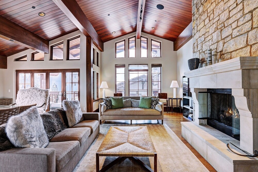Lav Chalet #1 — 4-Star Luxury Hotel in Vail, United States