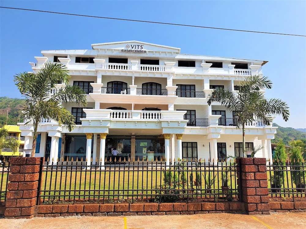 VITS Excellensea Karde Beach in Ratnagiri, India