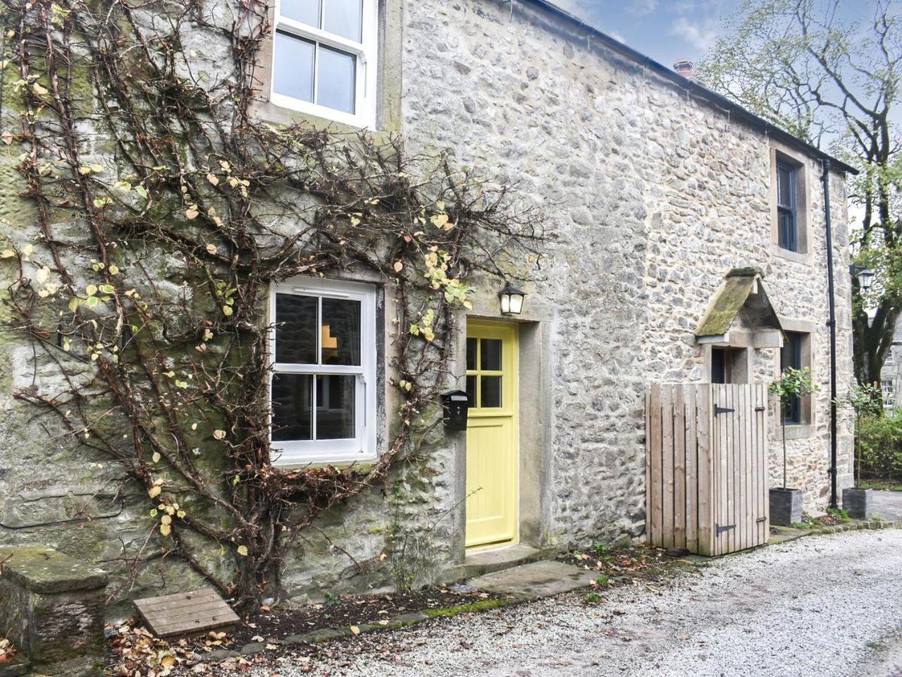 Primrose Cottage — 4-Star Luxury Hotel in Grassington, United Kingdom