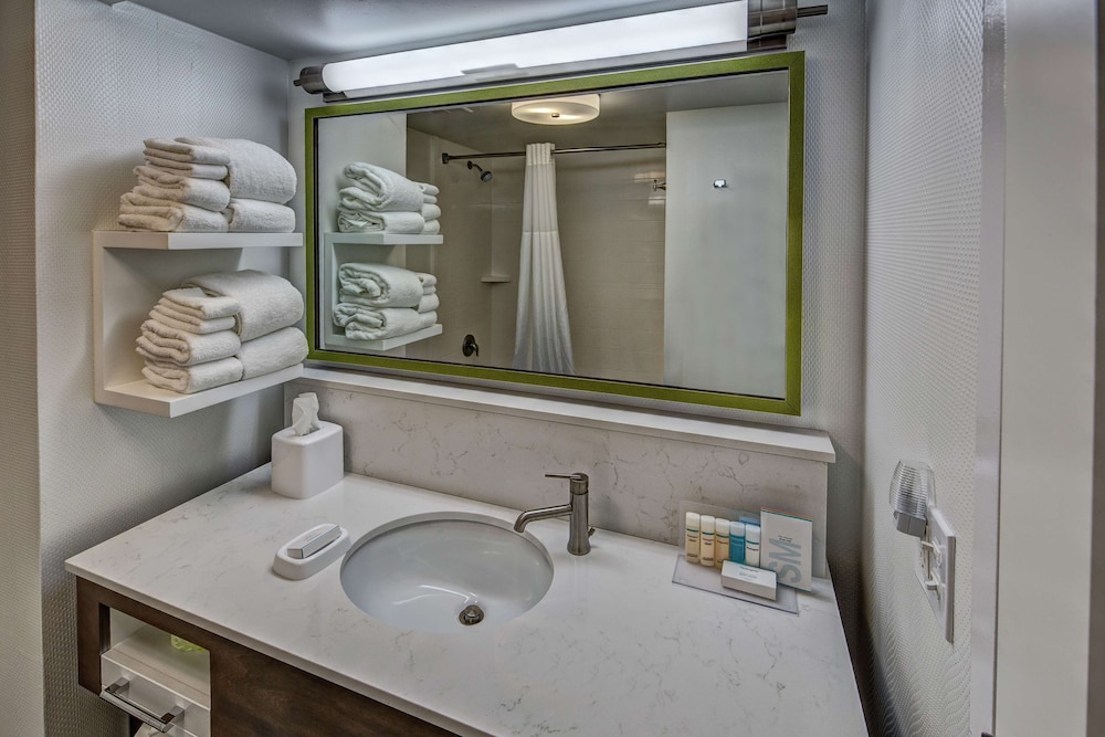 Hampton Inn & Suites Memphis Wolfchase Galleria - photo 29
