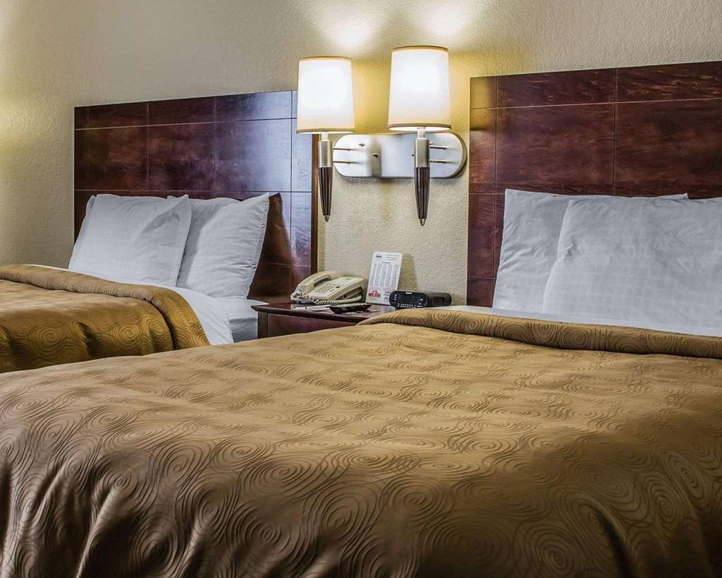 MainStay Suites Coralville Iowa City - photo 17