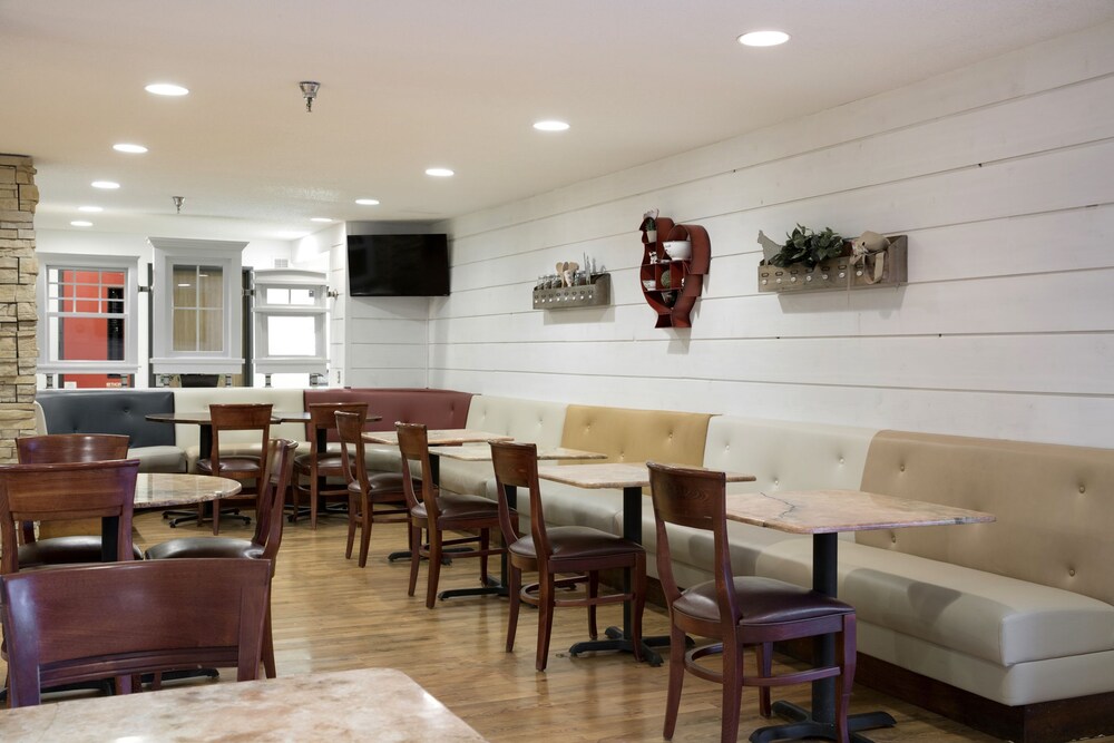 Redwood Lodge - photo 18