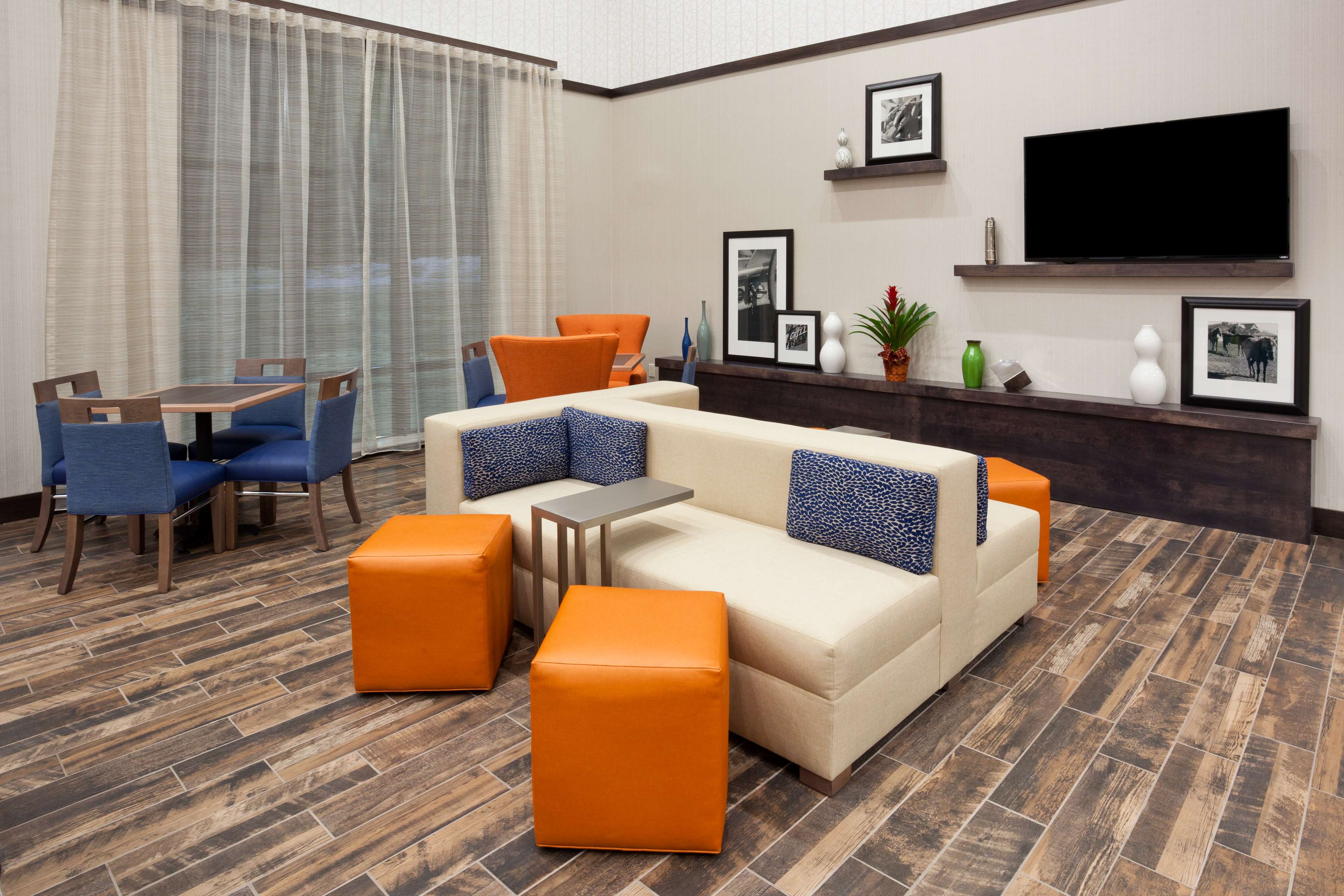 Hampton Inn & Suites Sioux City South - photo 9