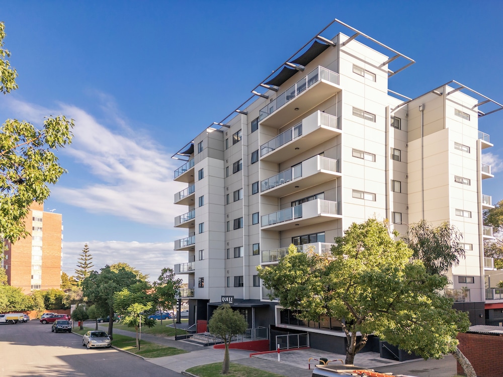 Quest On Rheola — West Perth