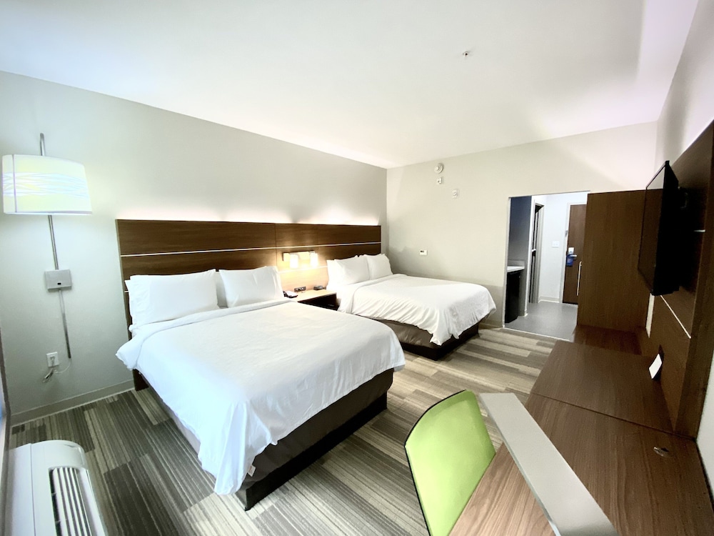 Holiday Inn Express Pineville Alexandria Area by IHG - photo 32