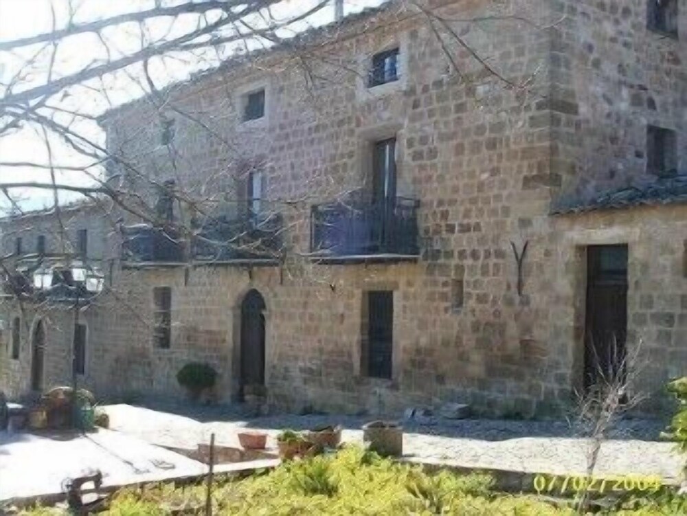 Casale Villa Rainò — 4-Star Luxury Hotel in Gangi, Italy