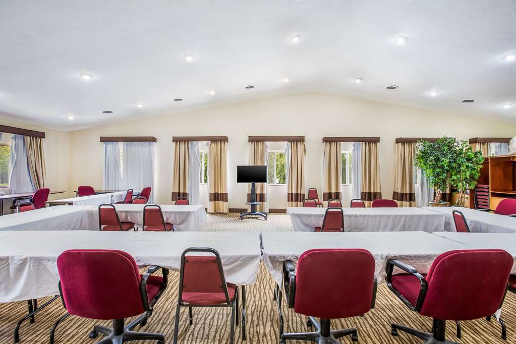 Comfort Inn & Suites Fairborn near Wright Patterson AFB - photo 54