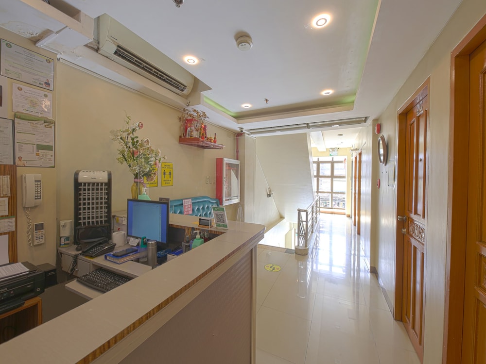 Freemont Place — Manila — photo 3