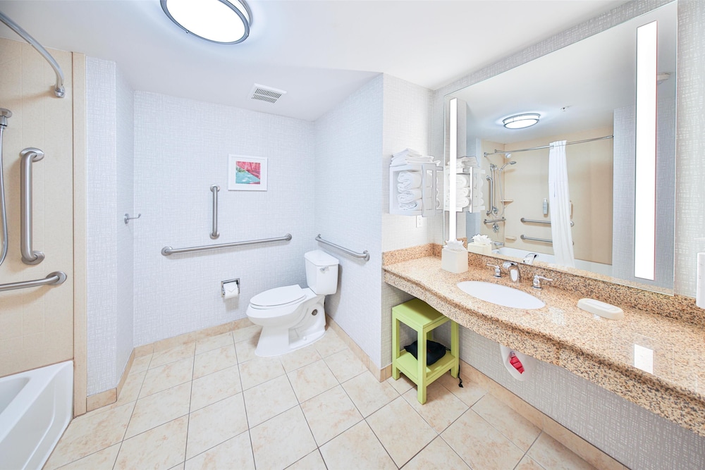 Hampton Inn & Suites Seattle Kent WA - photo 51