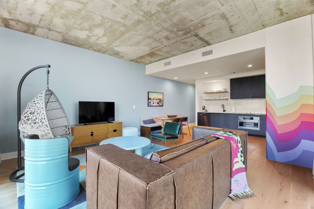 Austin Condo Hotel - photo 479