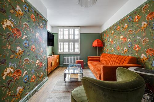 Insta worthy Loft on Historic Chester Rows Sleeps 4 & Free Parking — 4-Star Luxury Hotel in Chester, United Kingdom