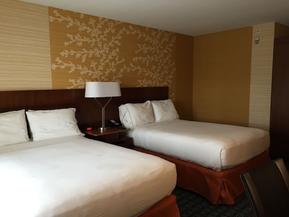 Fairfield Inn & Suites Los Angeles Rosemead - photo 8