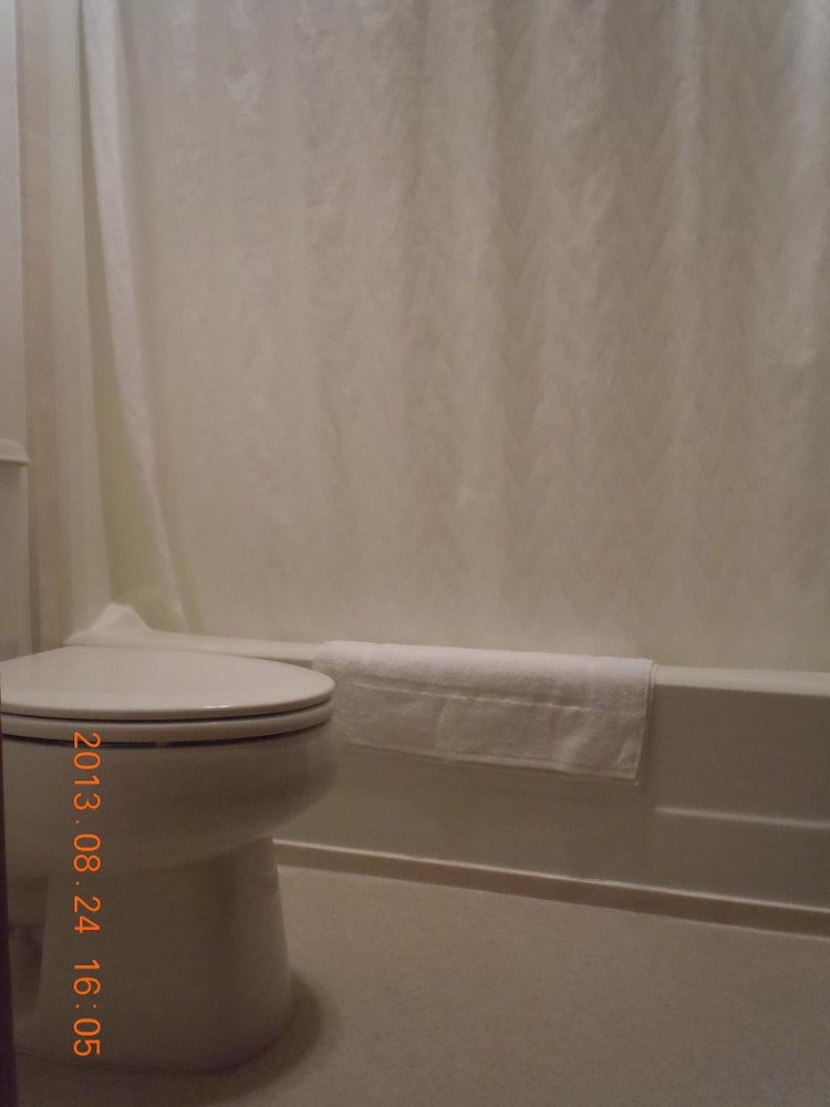Bellevue High Country Motel - photo 25