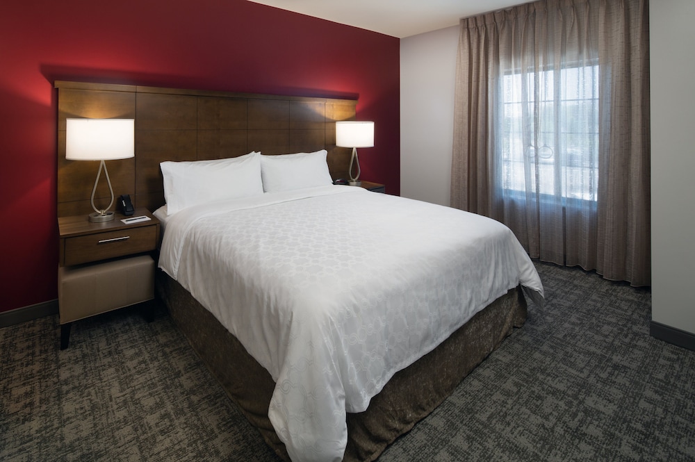 Staybridge Suites Phoenix Biltmore Area by IHG - photo 14