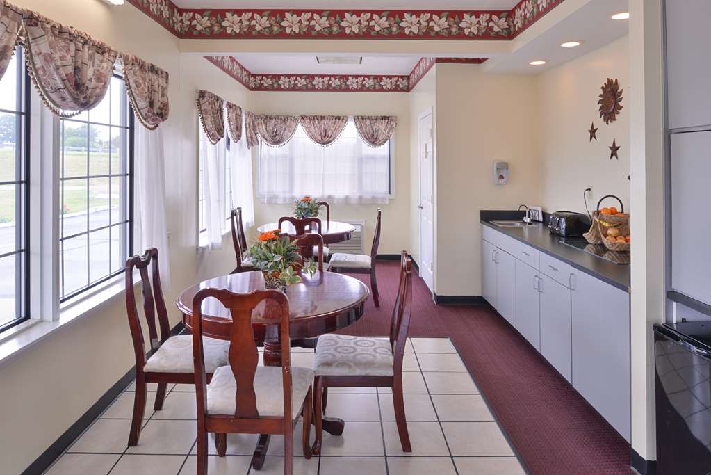 Americas Best Value Inn Wildersville - photo 21