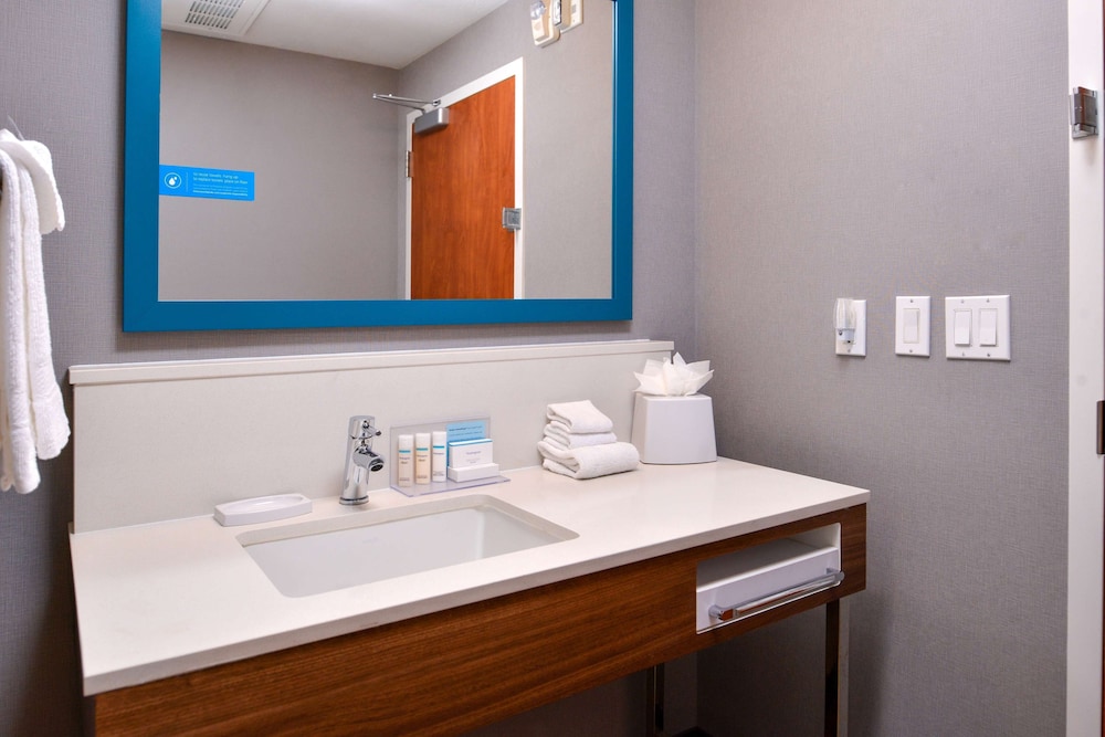 Hampton Inn & Suites Boise Spectrum - photo 78