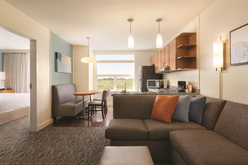 Hyatt House Denver Airport - photo 20