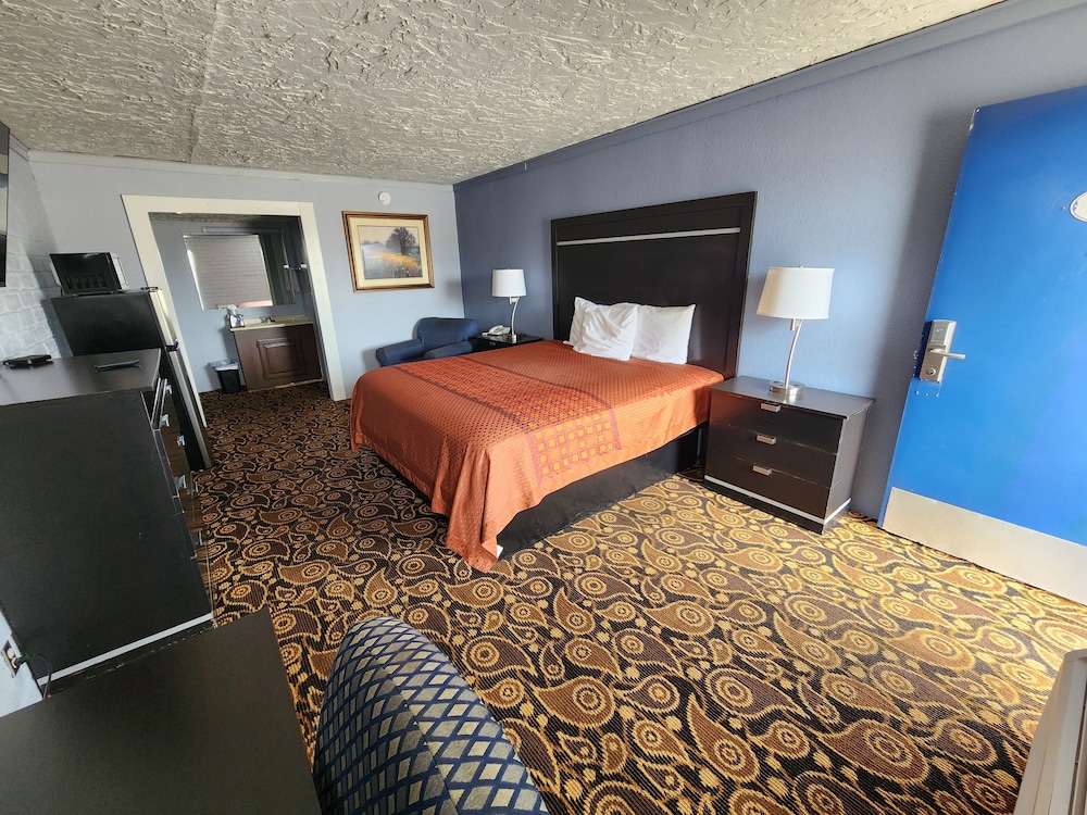Carthage Inn — Carthage — photo 3