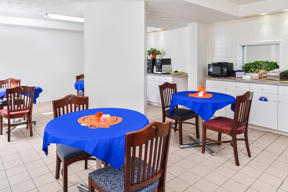 Americas Best Value Inn Williamsburg Lightfoot Area - photo 42