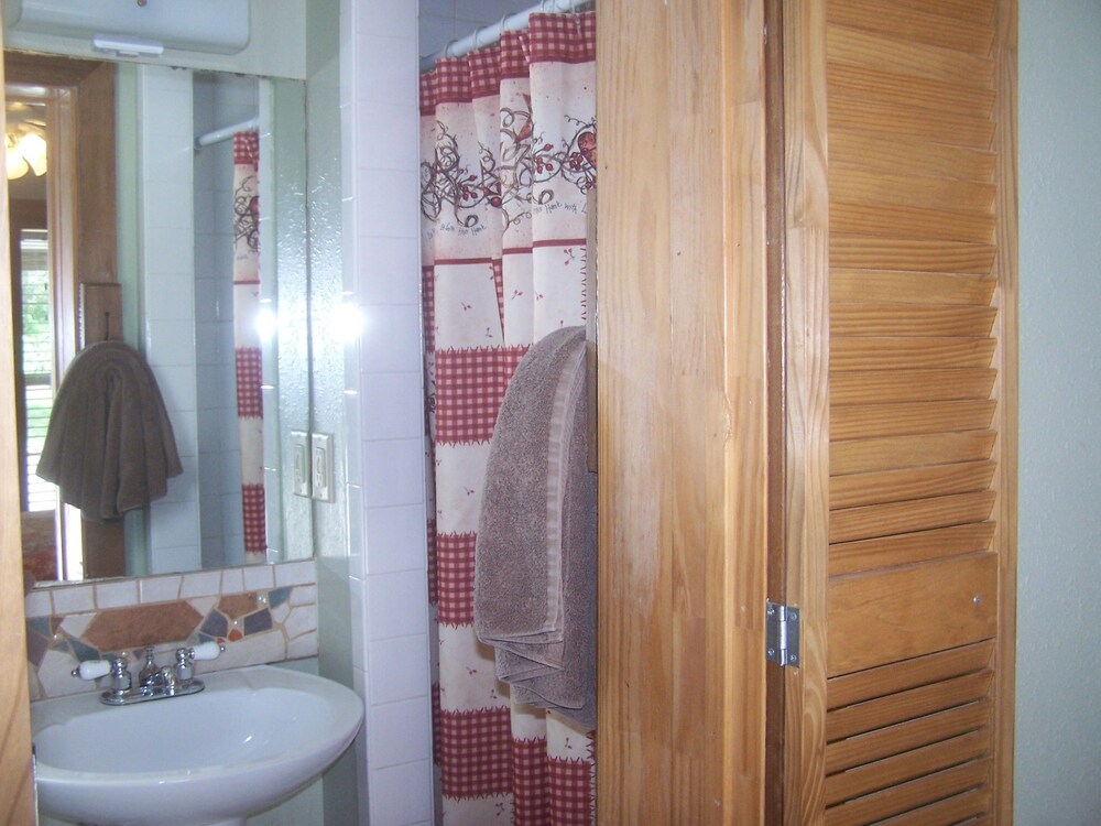Blanco County Inn - photo 72