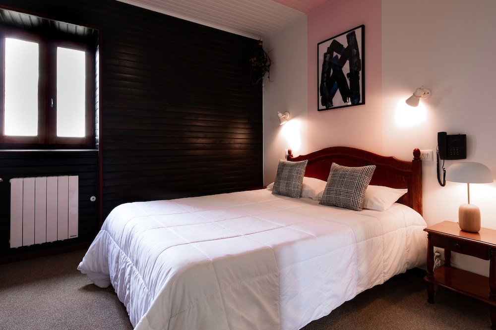 Hôtel Le Cantou 354 — hotel in Saint-Cere