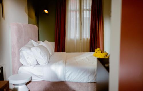 Bugan Villa — 4-Star Luxury Hotel in Athens, Greece