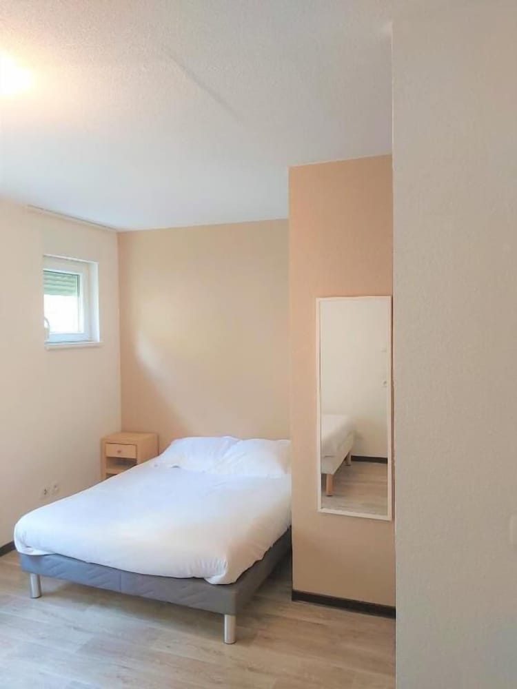 KOSY Appart’hôtels 7 ème Art — Saint-Avold — photo 4