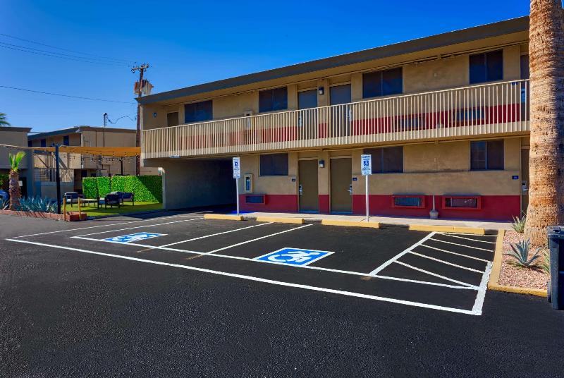 Travelodge by Wyndham Phoenix Downtown - photo 8