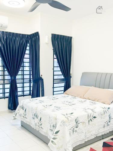 Achiq Homestay Musl M Family Staycation — 4-Star Luxury Hotel in Port Dickson, Malaysia
