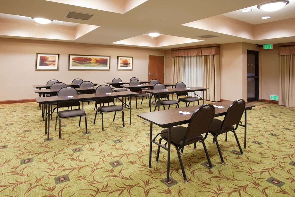 Holiday Inn Express Rawlins by IHG - photo 35