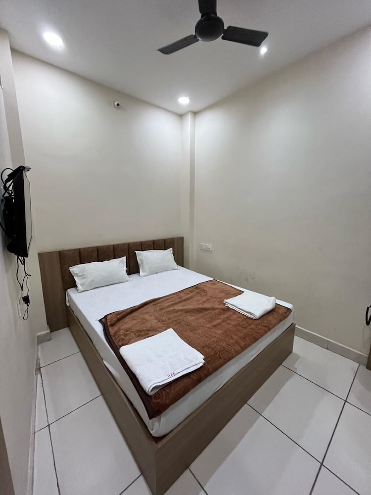 Hotel Shreegopal — Ujjain — photo 2