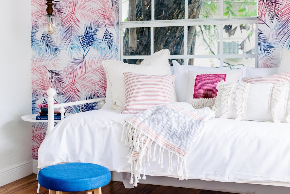 Charming 3BR in Wynwood by Sonder - photo 9