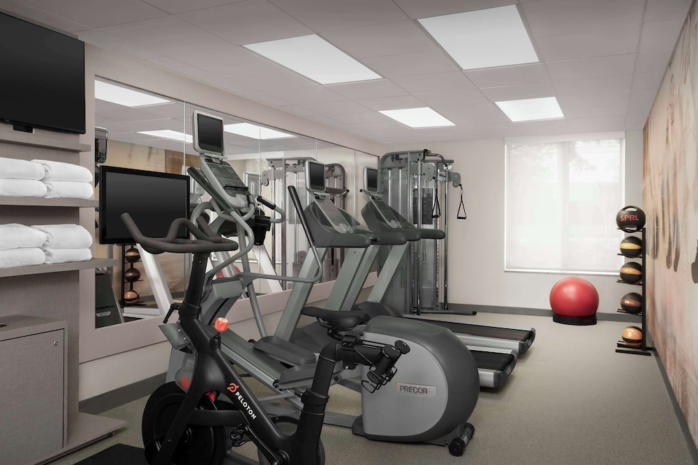 Hilton Garden Inn Gainesville - photo 22