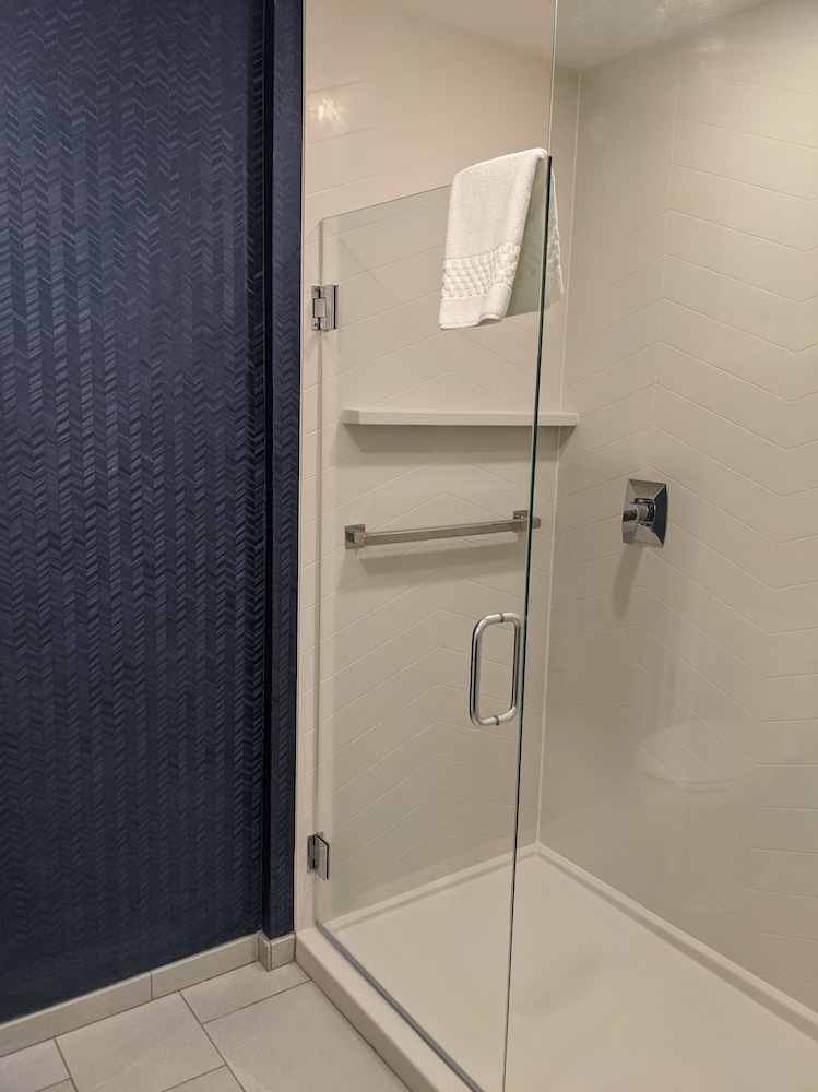 Fairfield Inn & Suites by Marriott Lincoln Crete - photo 17