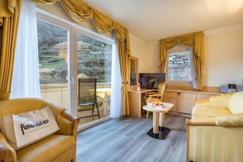 Hotel Funggashof — Naturno — photo 4