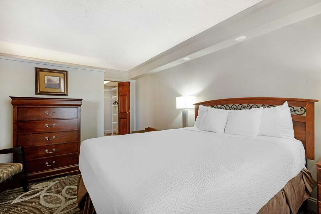 Best Western Plus Mid Nebraska Inn & Suites - photo 45