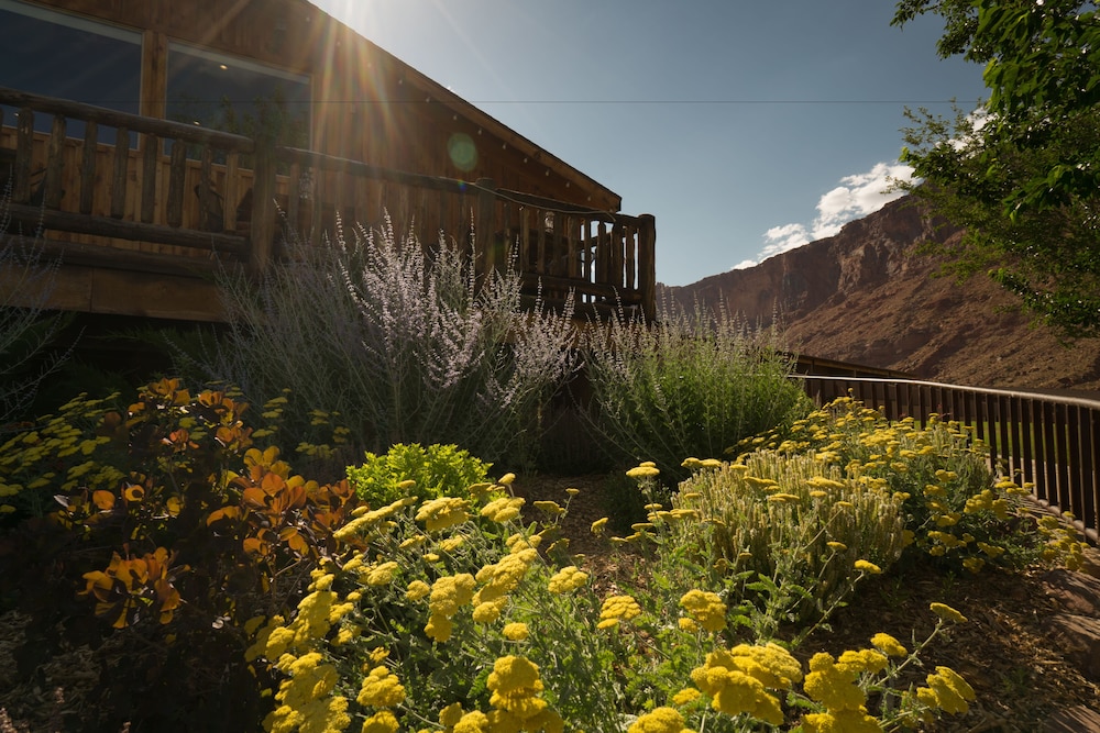 Red Cliffs Lodge - photo 84