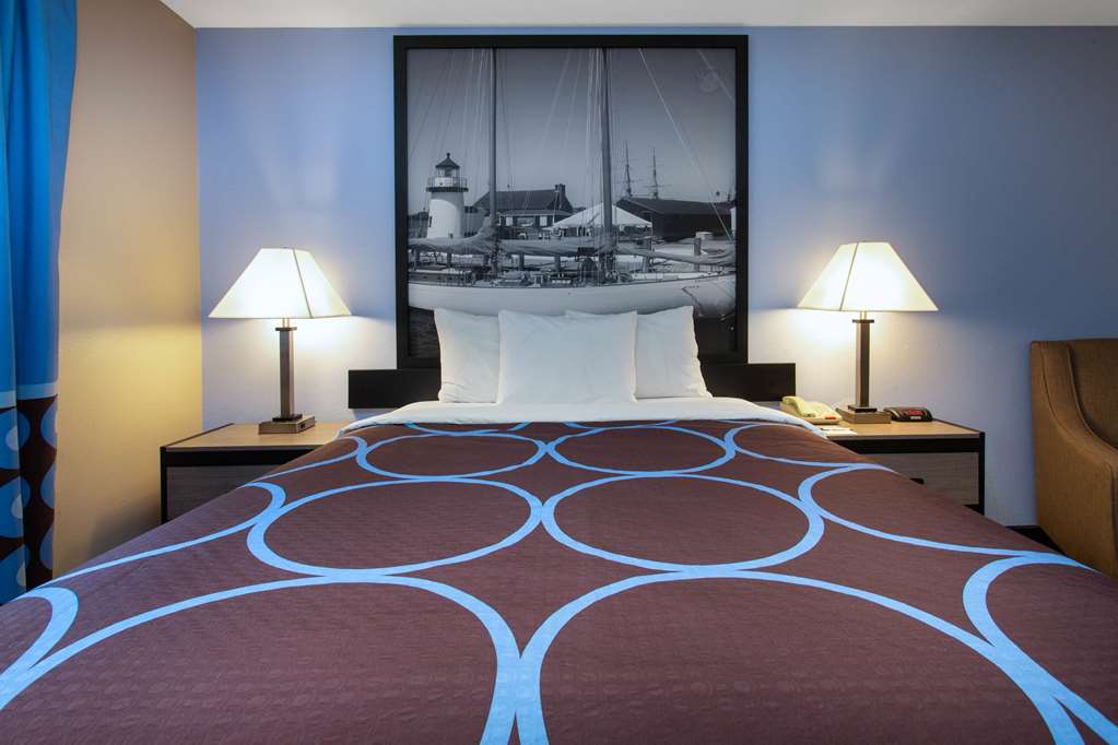 Super 8 by Wyndham Cromwell Middletown - photo 34