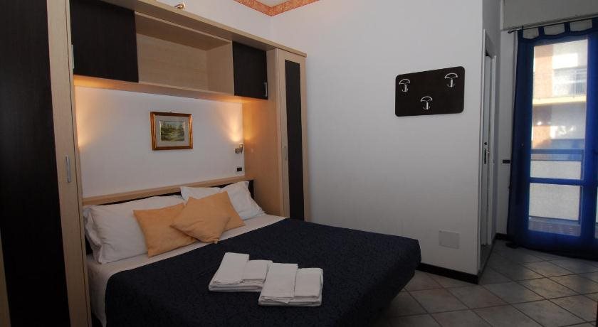 Hotel Ambasciata — Cesenatico