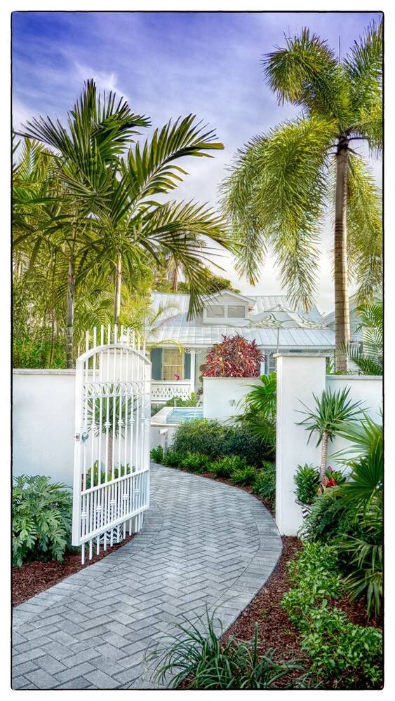 The Gardens Hotel - photo 21