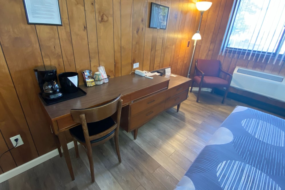Waterway Inn - photo 5