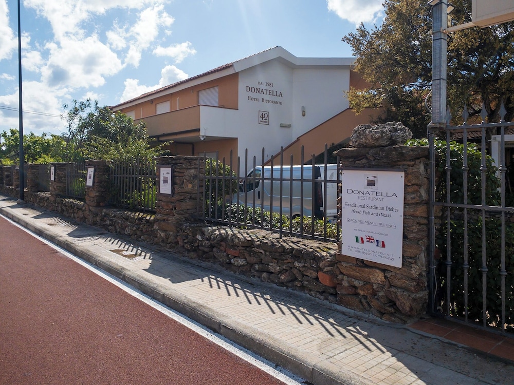 Hotel Donatella - carbon neutral hotel in Posada