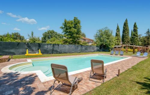 8 Bedroom Awesome Home In Arezzo — 4-Star Luxury Hotel in Arezzo, Italy