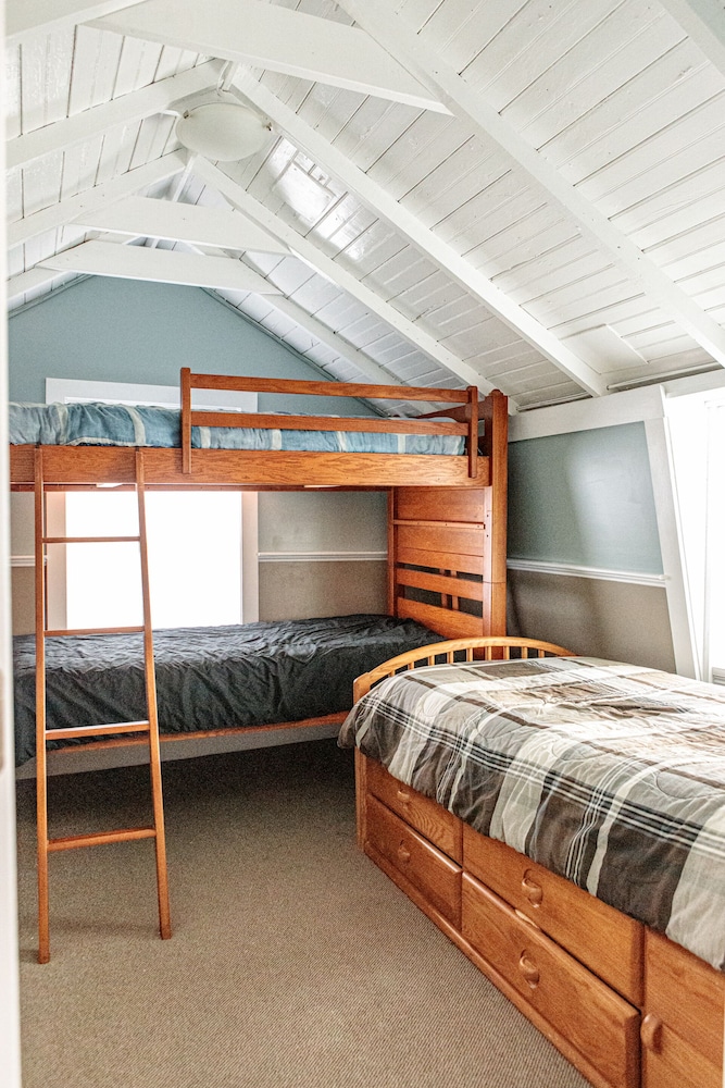 The Onset Beach Compound Cape Cod Beach Resort & Oceanic Habitat - photo 19