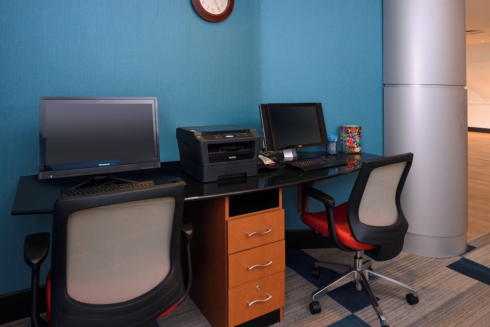 Springhill Suites by Marriott Oklahoma City Airport - photo 9