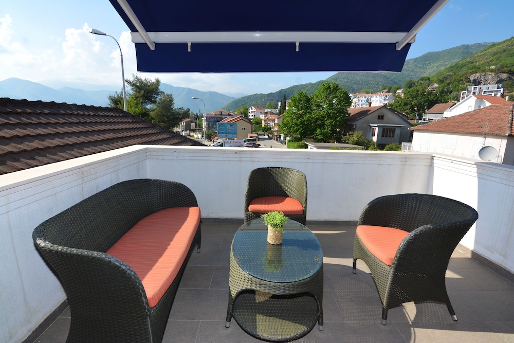 Apartments Tropicoco — 4-Star Luxury Hotel in Tivat, Montenegro