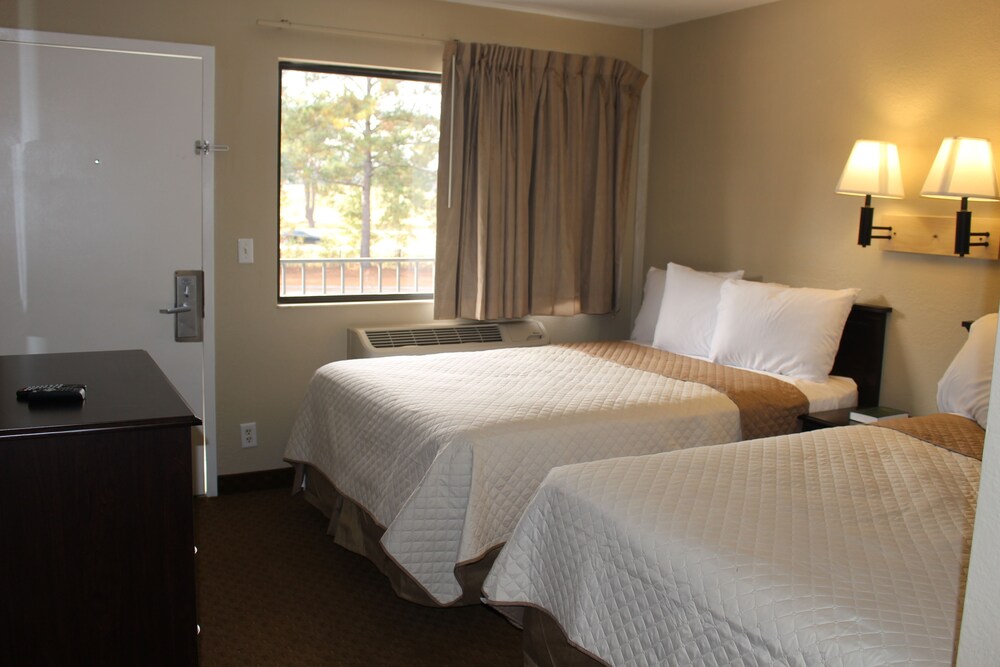 Capital O Hotel Richmond Hill Savannah area I 95 - photo 10