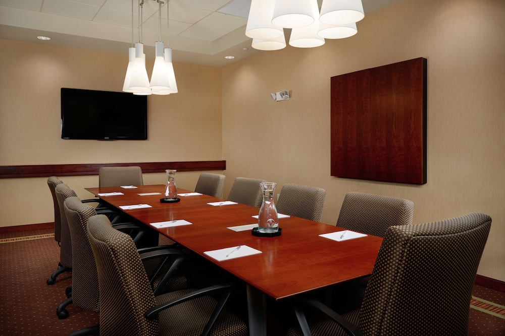 Hampton Inn & Suites Salem OR - photo 29