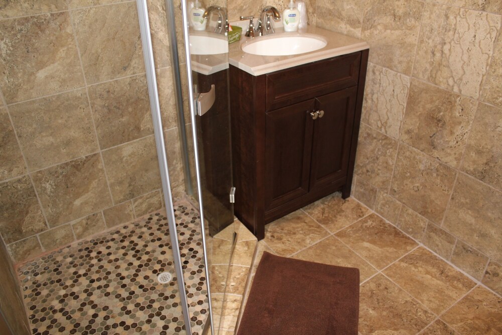 Shawnee Trails Lodging and Suites - photo 25