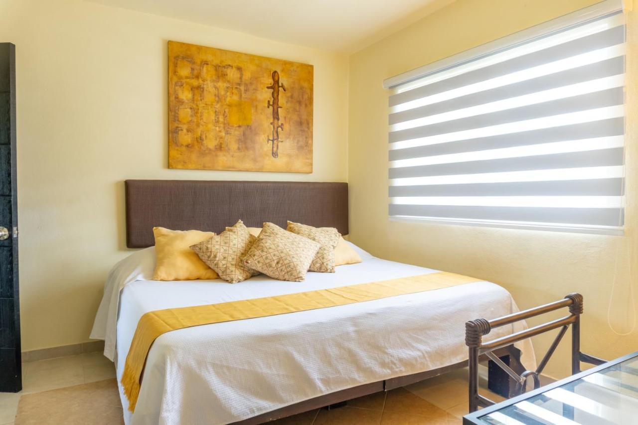 Acapulco Great location Pool Gym and Smart TV — 4-Star Luxury Hotel in Acapulco De Juarez, Mexico